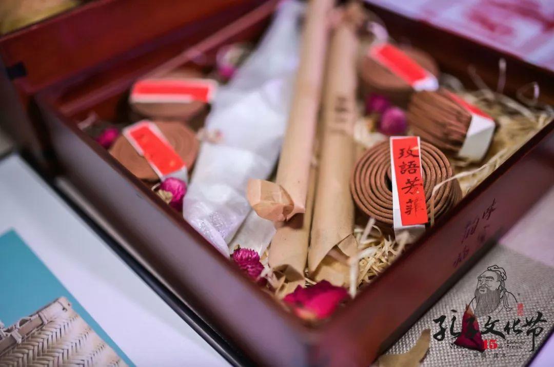 2019年建水孔子文化節(jié)【文創(chuàng)大賽】落幕 獲獎(jiǎng)名單公布 2019年建水孔子文化節(jié)【文創(chuàng)大賽】落幕 獲獎(jiǎng)名單公布